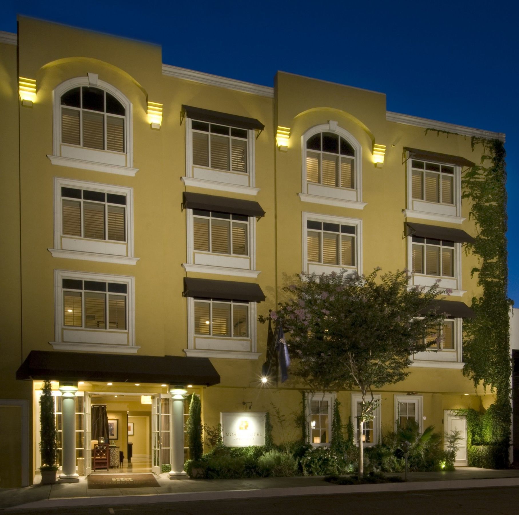 Mosaic Hotel Beverly Hills Los Angeles Exterior foto